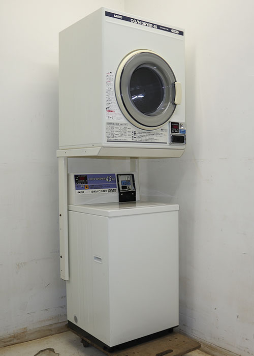 【送料無料】コイン式全自動電気洗濯機 乾燥機 ASW-45CJ CD-S45C1 サンヨー 三洋電機 2006年 中古 業務用【見学 千葉】【動産王】 洗濯乾燥機