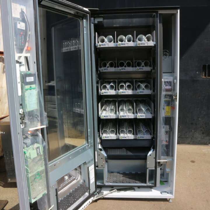 楽天市場】【中古】 業務用 自動販売機 FNX115NRB 富士電機 屋内用 