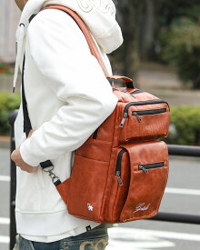 GOTCHA （ガッチャ）ロゴ エンボス ビッグ ボディバッグ ショルダーバッグ ハンドバッグ 2way メンズ 大容量 タブレット 9ポケット サーフ