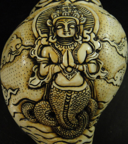 安心の正規品通販 ◆チベット密教法具　法螺貝（シャンカ）ナーギー（龍神女） その他