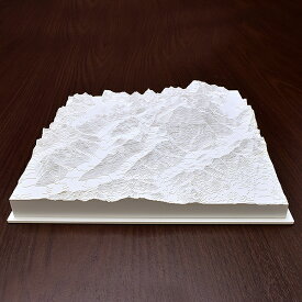 【あす楽】レリオラマ マッキンレー スイス製精密山岳模型 1510 ホワイト