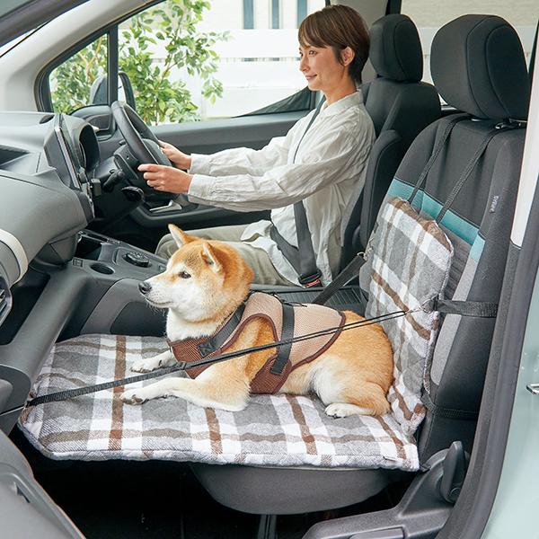 フラットボード（助手席用）　犬 車 ドライブシート カーシート 落下防止 シートベルト いぬ お出かけ 旅行 ペット