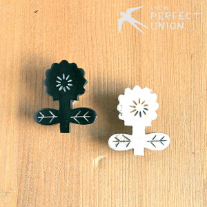 ボーンブローチ/タンポポ ハンドメイド 手作り ブローチ 可愛い シンプル ギフト デイリー使いに ワンポイント プチプラ 水牛 骨 大人かわいい 自然素材 ナチュラル ブ