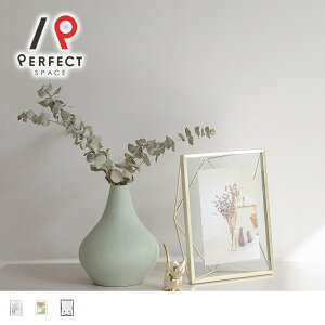 yŒZEoׁzʐ^A[ĝ悤ɕяオA􉽊wC[fUC̃_ȃtHgt[vY} tHgfBXvC