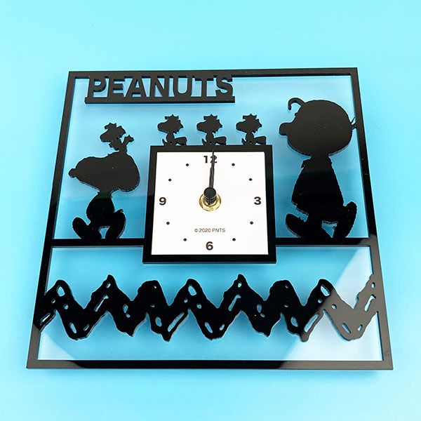 Snoopy 買い物 チャーリー ブラウン アクリル壁掛け時計 角 壁掛け 時計 グッズ インテリア スヌーピー