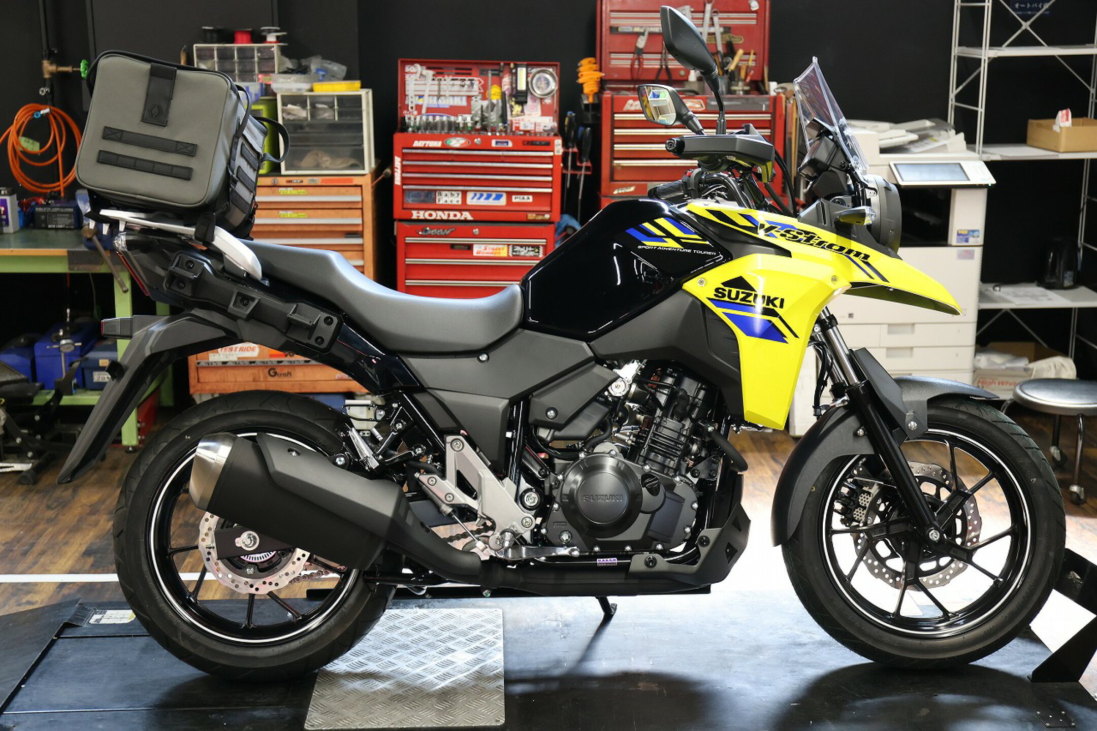 V－ストローム×フルヒトロス