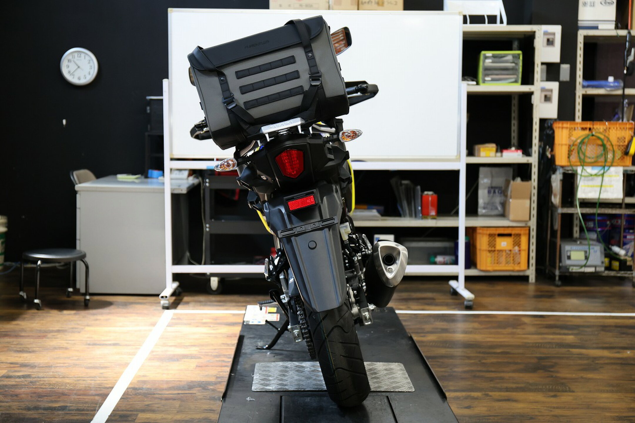 V－ストローム×FURCHTLOS