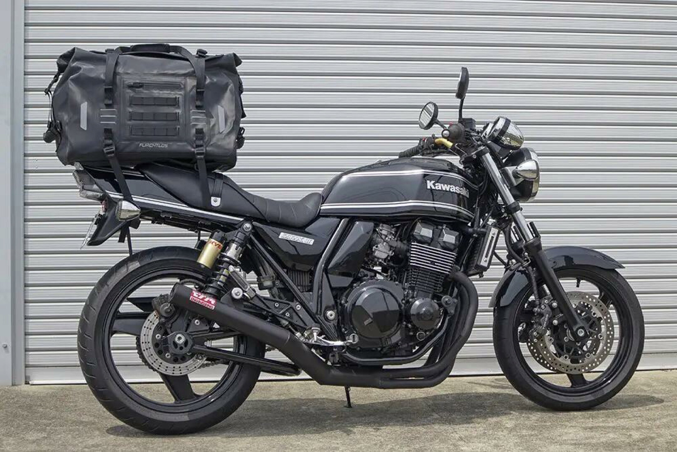 エベレストダッフルバックをZRX400Ⅱに装着