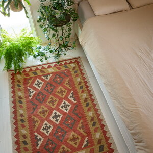 【本場イラン産】106×148cm キリム ラグサイズM(送料無料 手織り 天然染料 かわいい おしゃれ 絨毯 ラグ ヴィンテージ トライバル ウール100%)◆AFTAB アフタブ