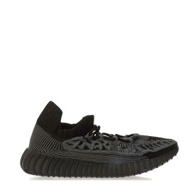 (イージー) Yeezy ユニセックス Boost 350 V2 スニーカー コンパクト カジュアル シューズ 【海外通販】