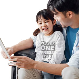 (プレーステーション) Playstation オフィシャル商品 子供用 Player One Press Start 半袖 Tシャツ 男の子 【海外通販】