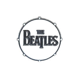 (ビートルズ) The Beatles オフィシャル商品 ドラム ロゴ バッジ 【海外通販】