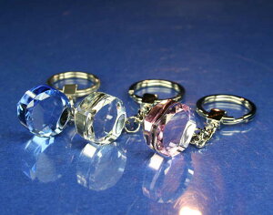 �N���X�^���y�b�g�������A��2D�n�[�g�^�L�[�z���_�[�y���[�U�[���H�z