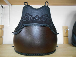 剣道具 単品 胴 溜め石目 胴 胸黒胸黒兜飾り 50本型強化樹脂 二本足 堅紐付