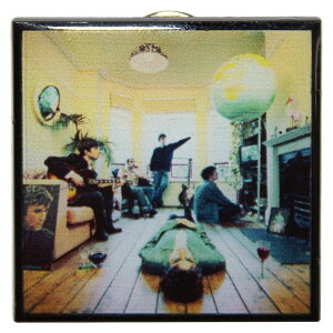 �y�\�񏤕i�z OASIS �I�A�V�X (���� 35���N ) - Definitely Maybe Colour Album / �c�A�[������ / �o�b�W �y���� / �I�t�B�V�����z