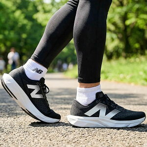 ���z 50%off �������� �j���[�o�����X �����j���O�V���[�Y New Balance �����Y FuelCell Pvlse v1 �y�� �X�j�[�J�[ �X�|�[�c �����j���O �W���M���O �E�H�[�L���O �ʊw �ʋ� �V���[�Y �C �� ��