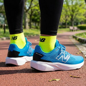 2026�H�~�V�� �������� �j���[�o�����X �X�j�[�J�[ �����j���O�V���[�Y New Balance �����Y 413 V3 �y�� �E�H�[�L���O �����j���O �W�� �ʋ� �ʊw �^���C �X�|�[�c �V���[�Y �C �u���[ �� M4138S92E