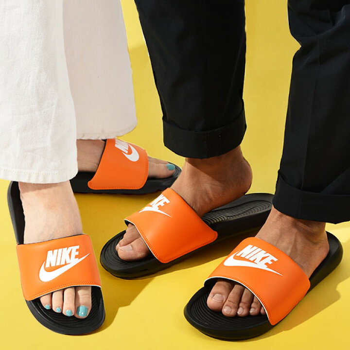 楽天市場 ナイキ サンダル メンズ レディース Nike ヴィクトリー ワン スライド シャワーサンダル スポサン Victori One Slide オレンジ ブラック Cn9675 22夏新作 Ray Green 楽天市場 ナイキ サンダル メンズ レディース Nike ヴィクトリー ワン スライド シャワーサンダル スポサン Victori One Slide オレンジ ブラック Cn9675 22夏新作 Ray Green