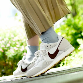 楽天市場 スニーカー ブランド ナイキ カラー ブラウン 人気ランキング1位 売れ筋商品