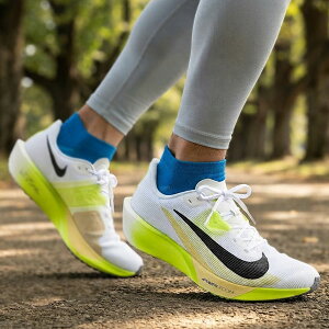 2026�~�V�� �������� �i�C�L �����j���O�V���[�Y �����Y NIKE Air Zoom Rival Fly 4 �G�A�Y�[�� ���C�o�� �t���C 4 �X�j�[�J�[ FV6040 �z���C�g �C�G���[