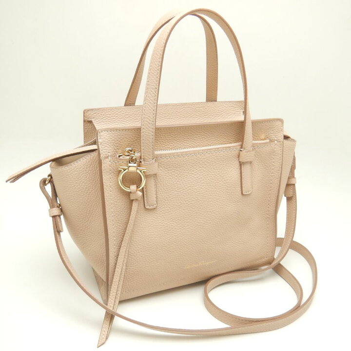 楽天市場】サルヴァトーレフェラガモ Salvatore Ferragamo エイミー EE 