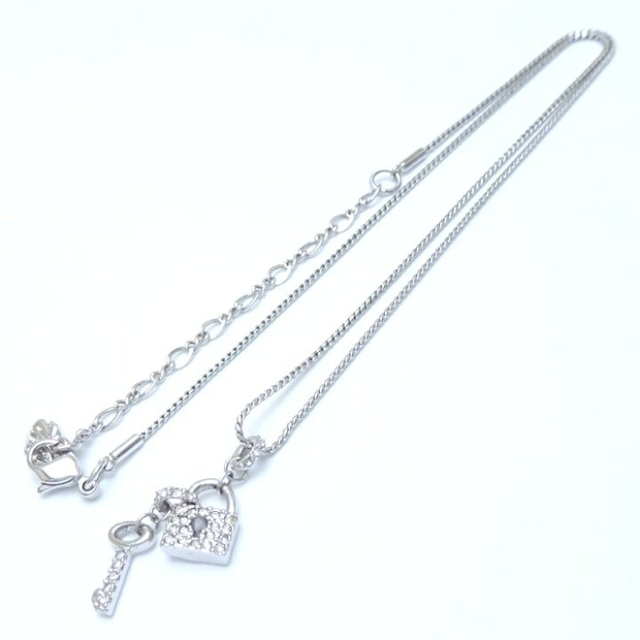 楽天市場】SWAROVSKI スワロフスキー キー ネックレス クリスタル 鍵 