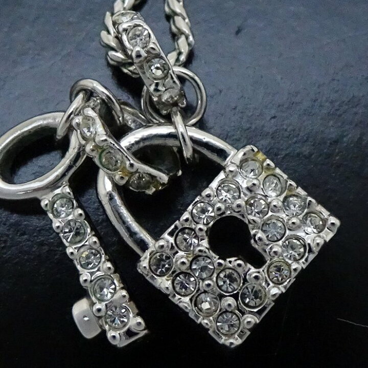 楽天市場】SWAROVSKI スワロフスキー キー ネックレス クリスタル 鍵 
