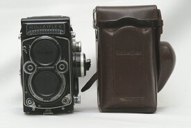 【中古】Rollei ローライフレックス 2.8F ブローニー フィルムカメラ 高級 二眼レフカメラ ローライキン付き レンズ内くもりなし 外観少し使用感あり