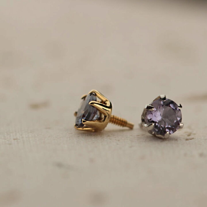 楽天市場】K18/PT ベキリーブルーガーネット ボディピアス │ 16G/14G  