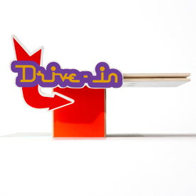 【7%OFFクーポン配布中!】ニューヨーク・ブルックリン発 Candylab(キャンディラボ) Drive In STAC 2DR ドライブイン トイカー用 ミニカーと一緒に遊べる建物 おもちゃ 子供 木製 ジオラマ 海外 輸入 玩具 男の子 木のおもちゃ おしゃれ