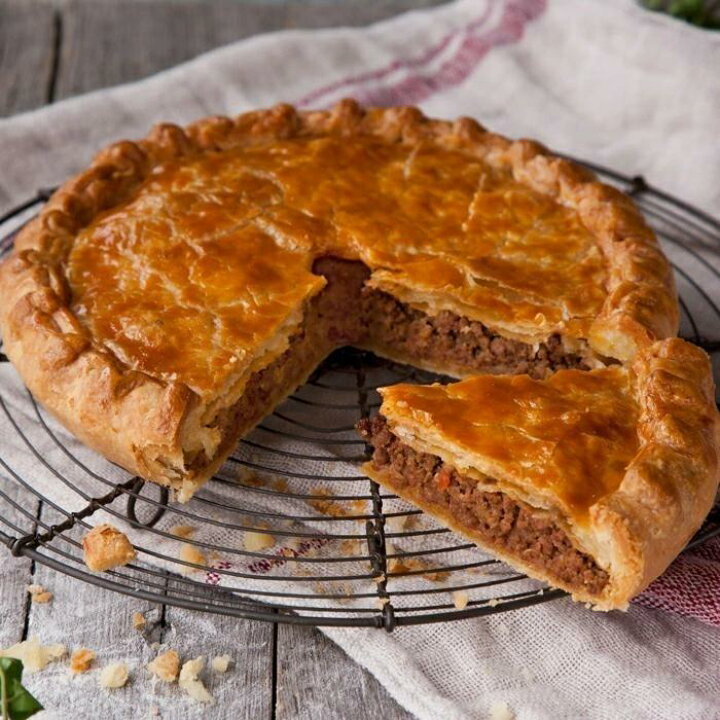 楽天市場 パイホリック ビーフミートパイ 21cm パイホリック 3 4名サイズ パーティーメニュー ギフト ケーキ 個包装 手土産 贈り物 食品 デザート 冷凍配送 人気 美味しい お取り寄せスイーツ 手作り のし 熨斗 お祝い 内祝い 結婚祝い 出産祝い 引き出物 敬老の日
