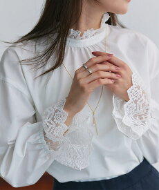 【全品20％OFFクーポン】≪当日発送≫ 襟袖レースブラウス ☆ ブラウス レース 襟袖 繊細 綿混 肌触り 上品 女性らしい 万能アイテム ピエロ【Pierrot】送料無料