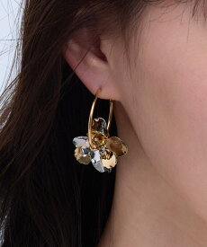 【ラスト全品10％OFFクーポン】フラワーフープピアス ☆ ゴールド シルバー トレンドレス ピアス 花びら メタル パーツ 華やか ピエロ【返品・交換不可】