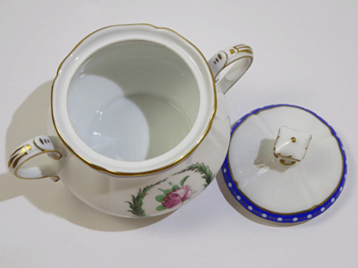 リチャードジノリ　ベネチアンローズ　4点 リチャードジノリ ベネチアンローズ 4点 - メルカリ