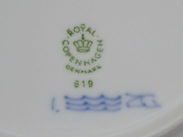 【専用】ロイヤルコペンハーゲン ブルーフルーテッド プレイン＃617, 619 ROYAL COPENHAGEN (ロイヤル・コペンハーゲン) プレート 19cm