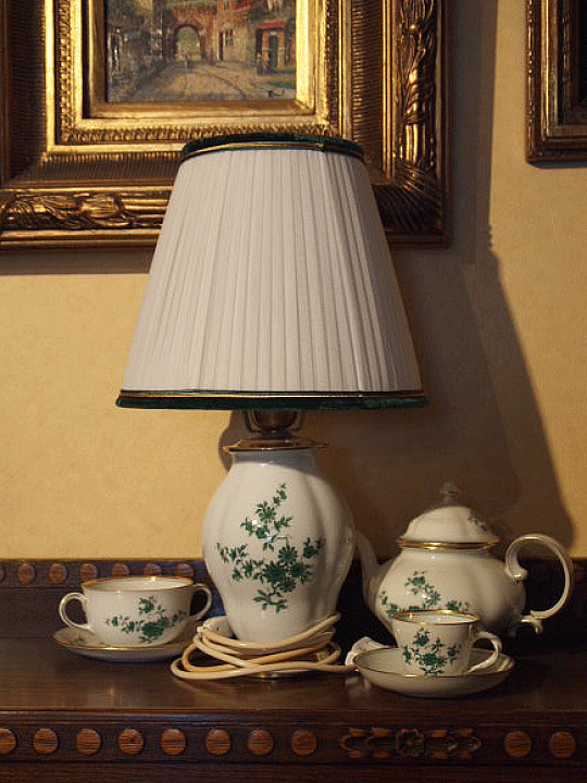 アウルガルテン　マリアテレジア　プリンスオイゲン　卓上ランプ　ライト　照明 アウルガルテンマリアテレジアプリンスオイゲン卓上ランプライト照明