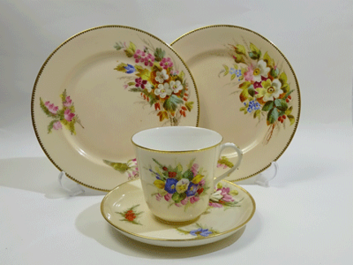 楽天市場】(貫入有り)ロイヤルウースター サマーフラワー カップ