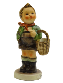 (貫入有り) フンメル 陶器人形 フィギュリン Village Boy(513) 10cm