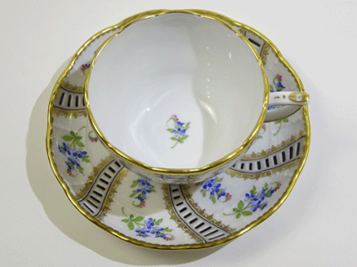 ヘレンド　忘れな草 ヘレンド忘れな草カップ＆ソーサー