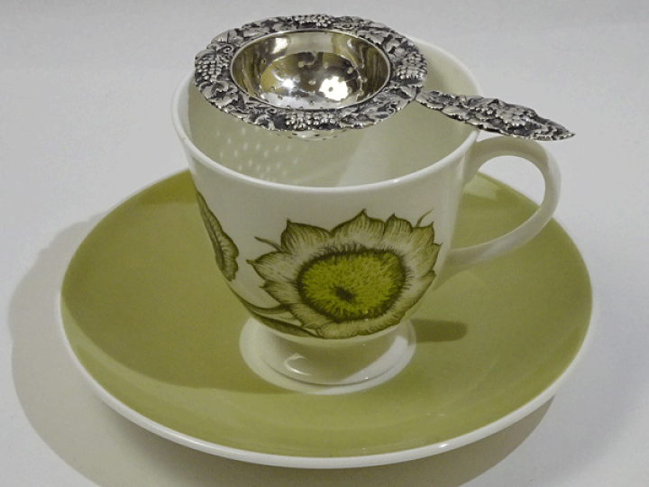 シルバー ティーストレーナー 茶こし 葡萄モチーフ 楽天市場】シルバーティーストレーナー 茶こし 葡萄モチーフ