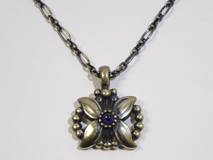 W[WWFZ C[y_g 1998 (sXY) 