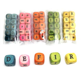 【B品・訳あり商品】在庫限り!アルファベットウッドビーズ10個セット 1文字単色 D・E・F・I・R / 天然素材【ゆうパケット対応】
