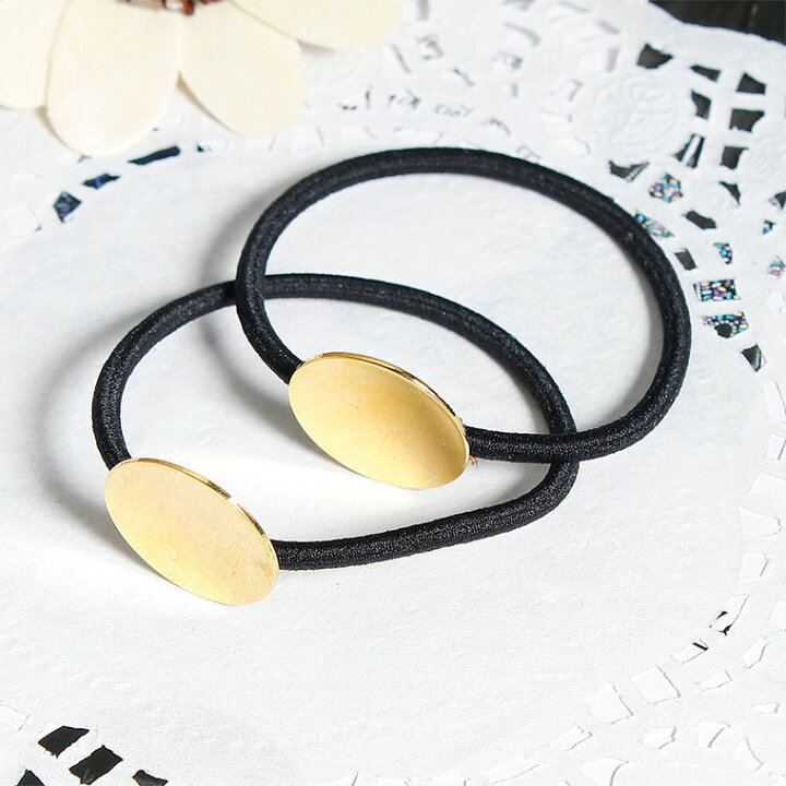 楽天市場 1個入 ヘアゴム カボション台付き 金メッキ 銅製 台座付き 丸皿 台付き 髪飾り ボタン付き レジン向け 黒ゴム 髪ゴム 金色 接着 手作り ハンドメイド材料 手芸パーツ デコ ゆうパケット対応 手芸材料のお店 アンシャンテ工房