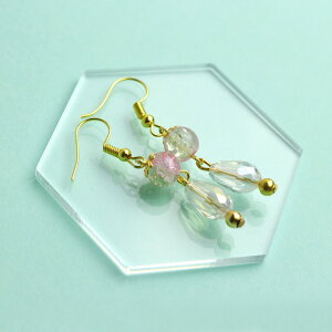 アクリル製 ディスプレイ小物 六角形 小サイズ クリア 55×63mm 厚さ3mm アンシャンテラボ / 撮影用小物 SNS インスタグラム Instagram 商品画像 ネット販売 展示 ハンドメイドアクセサリー 手作り