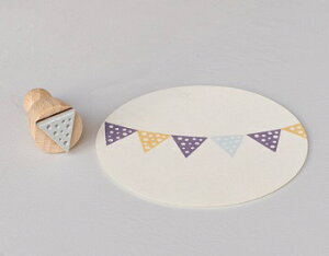 Perlenfischer可愛いコーン型スタンプ(M)☆ペナント ドット ガーランド 三角形 チーズ(WIMPEL PUNKTE)☆木製 コーン型 プレゼント クラフト 雑貨 保育園 幼稚園 先生【メール便発送可】