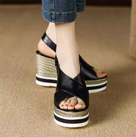 ウェッジソール サンダル 美脚 厚底 ストラップ ベルトサンダル レディース 靴 歩きやすい 通勤用 仕事 おしゃれ 人気 ファッション 送料無料 無地 疲れない