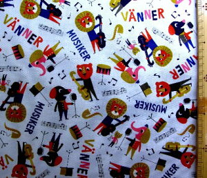 <★廃番のため残りわずかとなりました> キャラクター 生地 インゲラ アリアニウス ( ブルー ) 柄番号2 【 キャラクター生地 北欧 】( 布 入園 入学 手芸 )