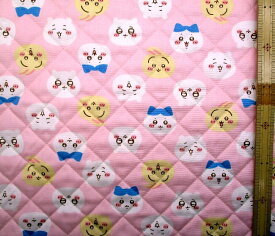 Q- キルティング 生地 布 ちいかわ （ ピンク 系 ) 柄番号5 キルティング生地 キルト 生地幅-約106cm 表地-オックス（ 綿100％ ) （ ちいかわ生地 ちいかわ 生地 ハチワレ モモンガ 男の子 女の子 ）