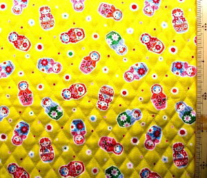 ★残りわずかです(廃番になりました) Q- キルティング 生地 ( キルト 生地 ) マトリョーシカ ( イエロー 黄色 系 ) ( マトリョーシュカ 人形 ロシア かわいい おしゃれ 男の子 女の子