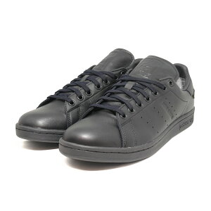 �X�j�[�J�[ �A�f�B�_�X adidas �X�^���X�~�X�S�A�e�b�N�X �u���b�N JR3329 �����Y ���f�B�[�X �V���[�Y �C 26SS
